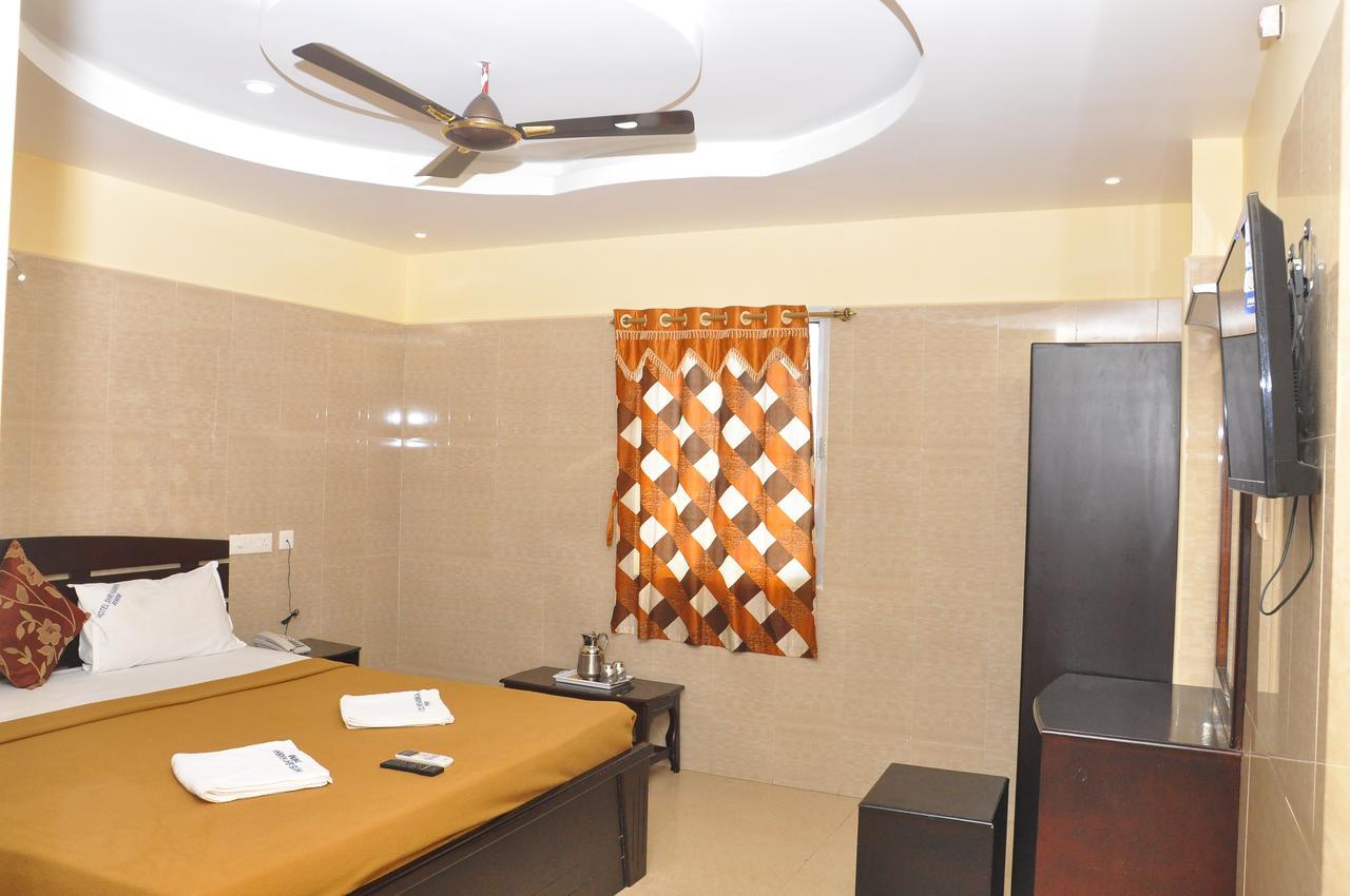 Hotel Shri Kannika ราเมศวาราม ภายนอก รูปภาพ